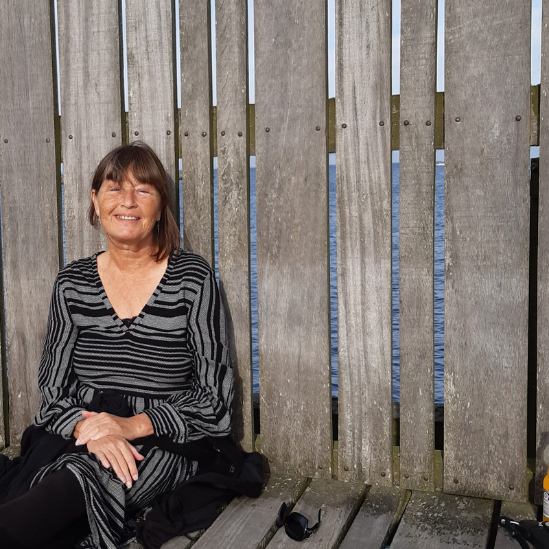 På vej ud af skrivehi